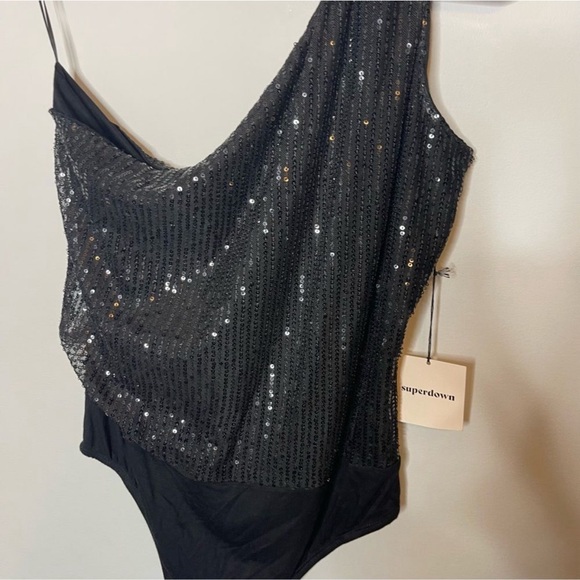 NWT SUPERDOWN Remi One Shoulder Bodysuit Sequins by Revolve. - Picture 7 of 8